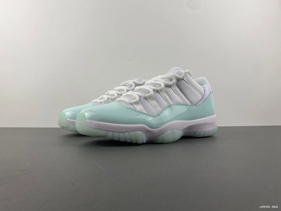 Reps Air 'Igloo' Low  11 Retro Jordan AH7860-103 0512